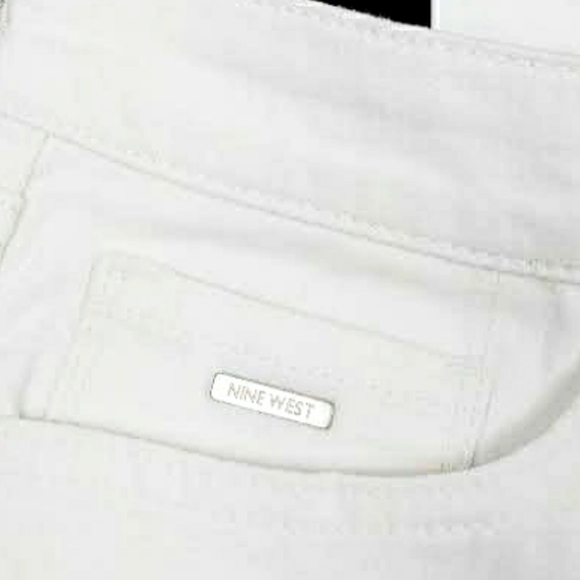 NWT-Nine West White Crystal Stretch Capri Jeans - Picture 8 of 9